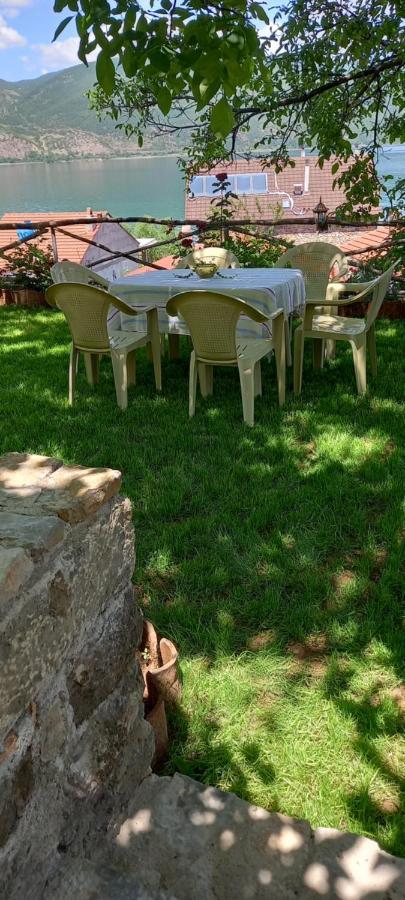 Roleo Guest House Lin Exterior foto