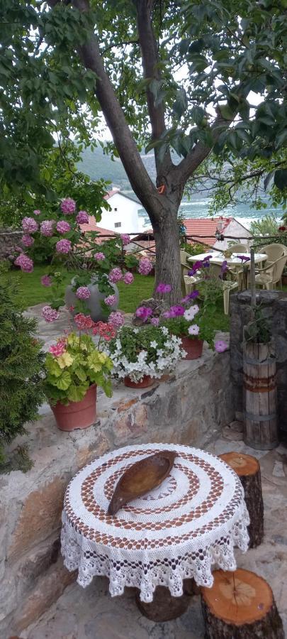 Roleo Guest House Lin Exterior foto