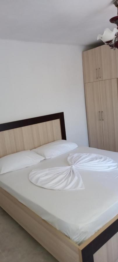 Roleo Guest House Lin Exterior foto