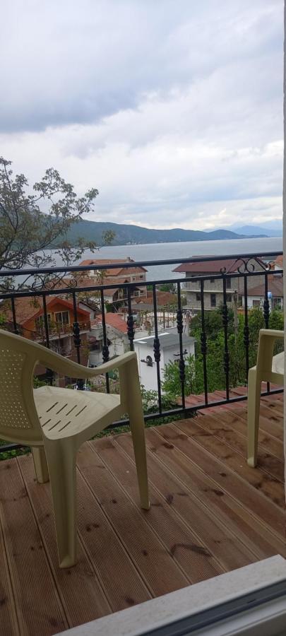 Roleo Guest House Lin Exterior foto