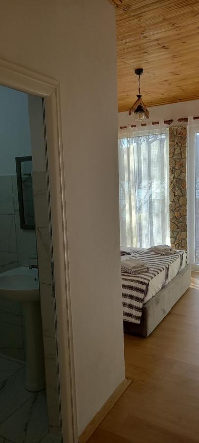 Roleo Guest House Lin Exterior foto