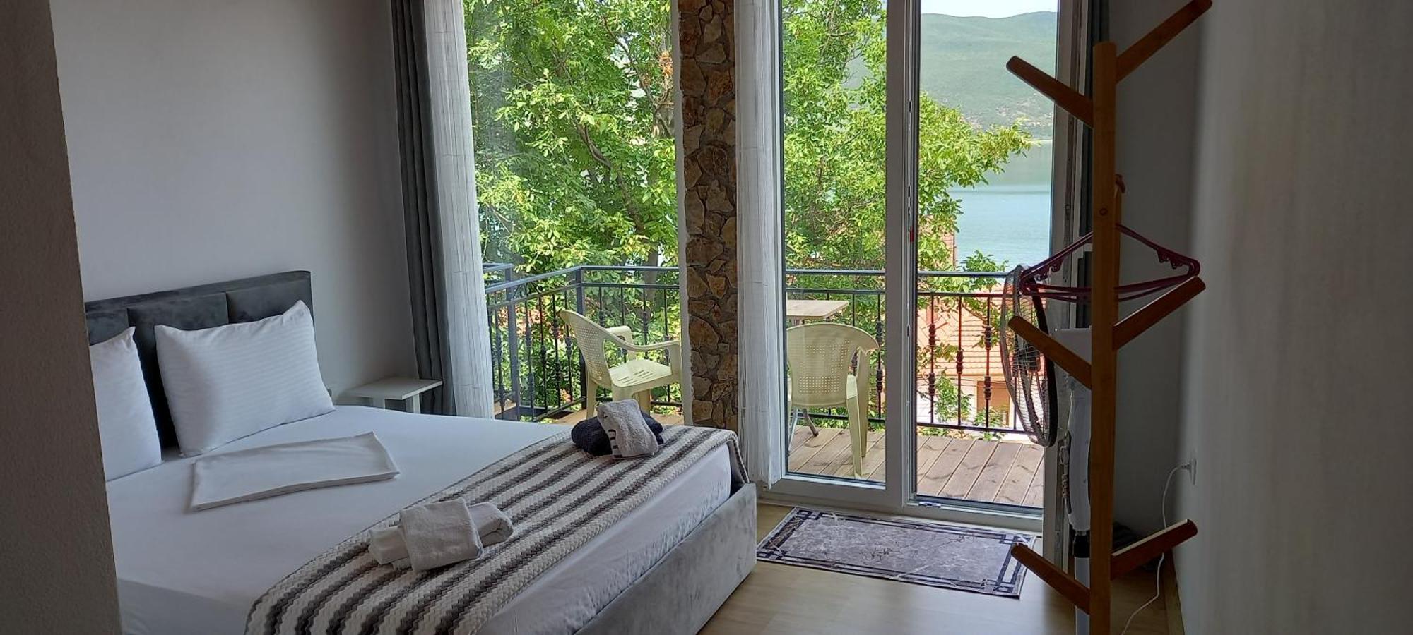 Roleo Guest House Lin Exterior foto