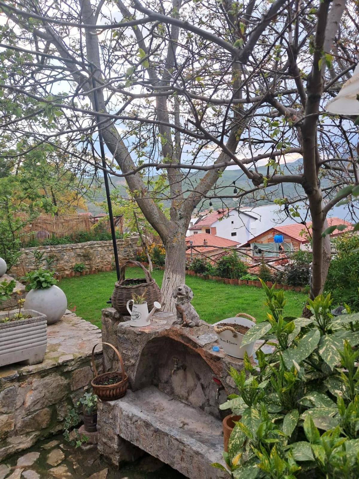 Roleo Guest House Lin Exterior foto