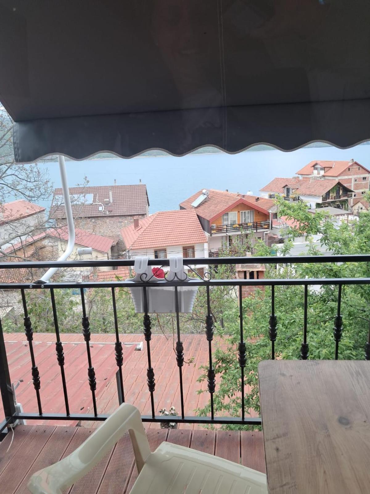 Roleo Guest House Lin Exterior foto